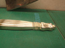 Wallace cake serving set