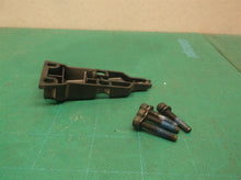 079074001025 Work Contact Cover with screws from a R150FSF Finish Stapler
