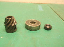 604484-00 + N095840 + N214432 Nut Pinion & Bearing off DeWALT DWE4011 Grinder