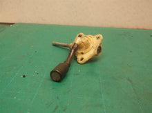 oil pump assembly from a skilsaw 1601 electric chainsaw chain saw