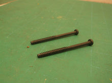 330019-27 Screw x2 from a DeWALT DW618 Type2 Fixed Base Router