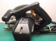 Black & Decker sawforce 400 2.5 hp 7 1/4 sawforce 400 circular saw