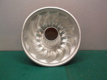 8" decerative jello mold