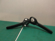 OXO Good Grips Black Plastic 7" Long Snap Lock Can Opener *missing lid magnet