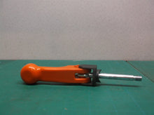 5140161-11 HANDLE 5140161-18 CLAMP 5140161-19 SHAFT Black & Decker MM2000_Type2