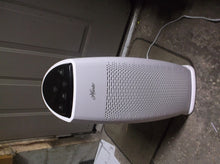 Hunter Tall Tower Air Purifier hp600 white tested working