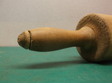 VINTAGE ANTIQUE WOOD ROLLING PIN