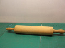 VINTAGE ANTIQUE WOOD ROLLING PIN