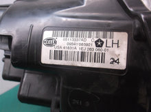 11 12 13 14 15 16 17 18 19 20 DODGE CARAVAN FRONT LEFT SIDE HEADLIGHT 05113337AD