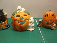 lot of 4 Halloween decorations