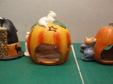 lot of 4 Halloween decorations