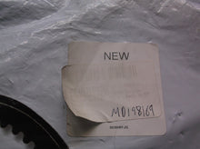 D&D PowerDrive MD198169 Chrysler Replacement Belt 17 1-Band 40.57" Length Rubber