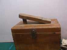vintage shoe shine box