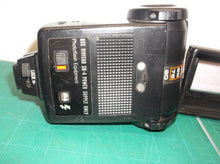 Vivitar Zoom Thyristor 283 Flash for parts UNTESTED