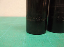 lot of 2 black 1/2" drive unbraneded 3/4" 19mm deep well scockets