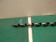 48-13-0561 9/16 milwaukee drill 18.5" long