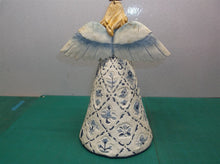 Jim Shore Heartwood Creek Angel 114402 Lord is Near to All Who Call On Him ds1