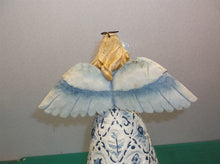 Jim Shore Heartwood Creek Angel 114402 Lord is Near to All Who Call On Him ds1