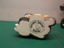 1999 EDDIE WALKER ,Goose Berry Patch SANTA w BAKING UTENSILS, CHICKEN & CAT ds1