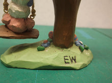 Eddie Walker Figurine Bunny Swing in Tree ds1