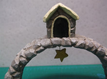 Eddie Walker Figurine Stone Arch Cover w Star ds1