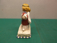 Eddie Walker Figurine Angel Patchwork Friendships are sewn in love ds1