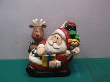 Eddie Walker Figurine Santa Reindeer in Sleigh Music Box ds1