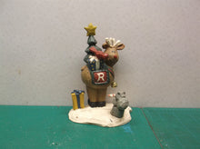 Eddie Walker Figurine Reindeer w Tree Squirrel Present ds1