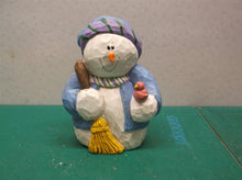 Eddie Walker Figurines Snowman w Broom Bird ds1