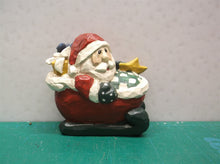 Eddie Walker Figurines Santa Sleigh ds1