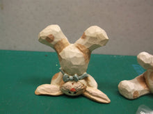 Eddie Walker Figurines Flipping Bunny Set 3 pcs ds1