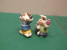 Eddie Walker Figurines Bunny Dog Painters ds1