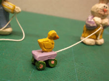 Eddie Walker Figurines Bunnies w Pull Toy Missing 1 ds1