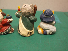 Eddie Walker Figurines 4pcs Mixed Dog Kitten ds1