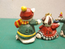 Eddie Walker Figurines 4pcs Mixed Dog Kitten ds1