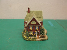 Liberty Falls "Dr. Sandy Veterinarian" House AH187 ds1