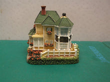 Liberty Falls Gadiel Home AH700 Christmas Village Decor 1999 ds1