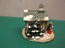 Crystal Falls Village Christmas Hillbrook Chapel Holiday 1993 Carolers ds1