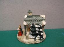 Crystal Falls Village Christmas Hillbrook Chapel Holiday 1993 Carolers ds1