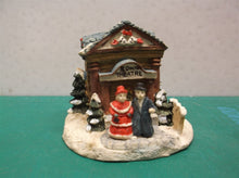 Crystal Falls Village. Town Theater / Theatre 1993 Figurine / Building ds1