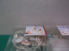 lot of 6 battery powered light