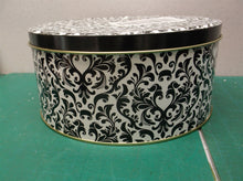 6 PIECE NESTING TIN SET