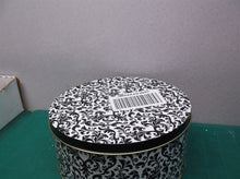 6 PIECE NESTING TIN SET