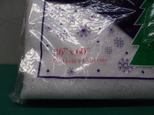 Buffalo Christmas Drape 36" X 60" White
