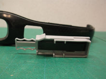 switch button & cover off a BLACK & DECKER HLVA320J TYPE 1