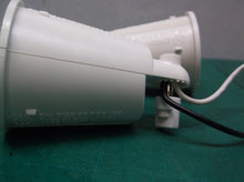 2 light sockets off a idc flood lights motion light