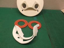 mounting plate & gaskets off a idc flood lights motion light