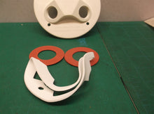 mounting plate & gaskets off a idc flood lights motion light