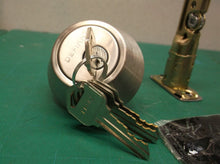 defiant brushed silver deadbolt with keys