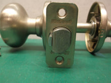 kwikset brushed nickel keyed rounded knob no hardware